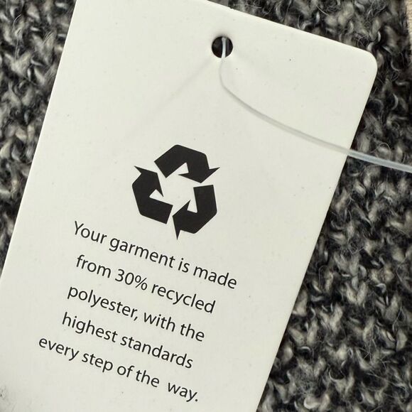 Hippie Rose Charcoal Skull V-Neck Cropped Sweater Size Medium - Picture 6 of 9